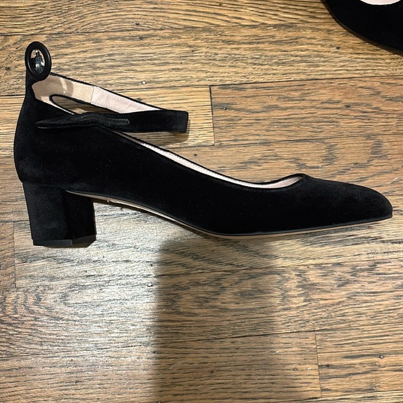 L K Bennett London velvet shoes with strap. Chunky heel 1.5" Size 41 - Picture 2 of 6